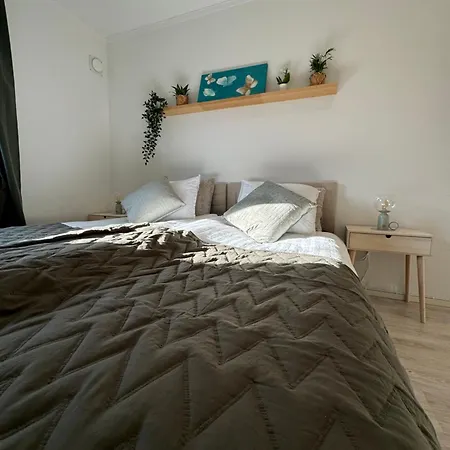 So Easy Stay, * Malmö